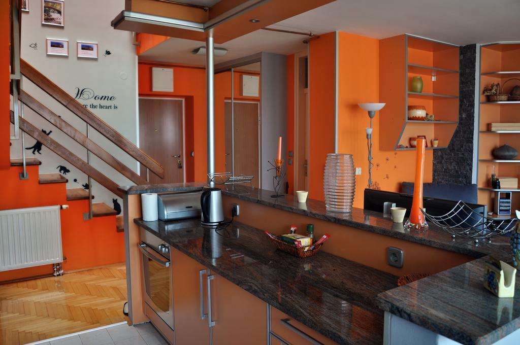 Apartment Best Of *